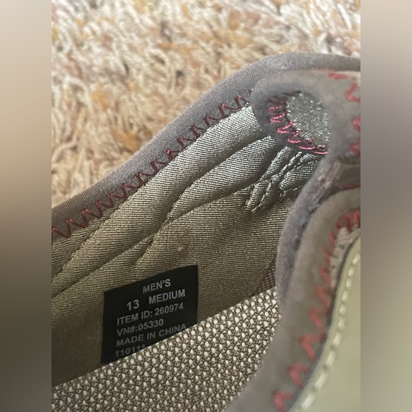 LL Bean Men’s sneakers NWT - Picture 4 of 6